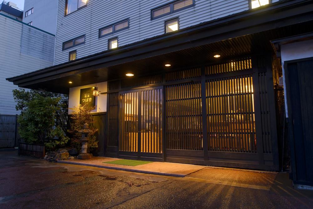 Yadoya Tsubaki Hotel Aomori Exterior photo